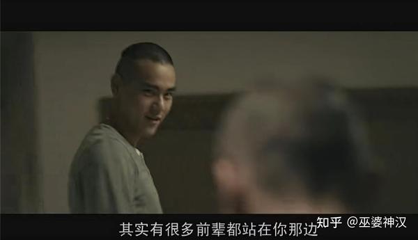 考验着忠诚与信念的界限
