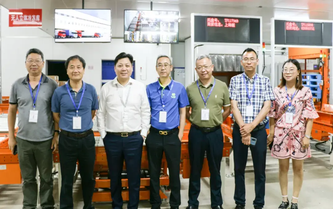 江南大学夏文水教授华大海洋科技董事长徐军民等一行莅临盘点美味参观