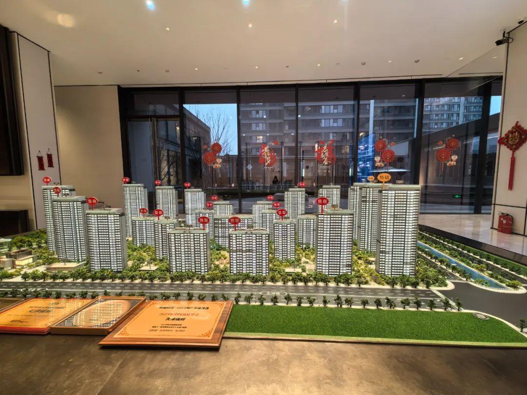 乌卡压顶但河西区是个例外