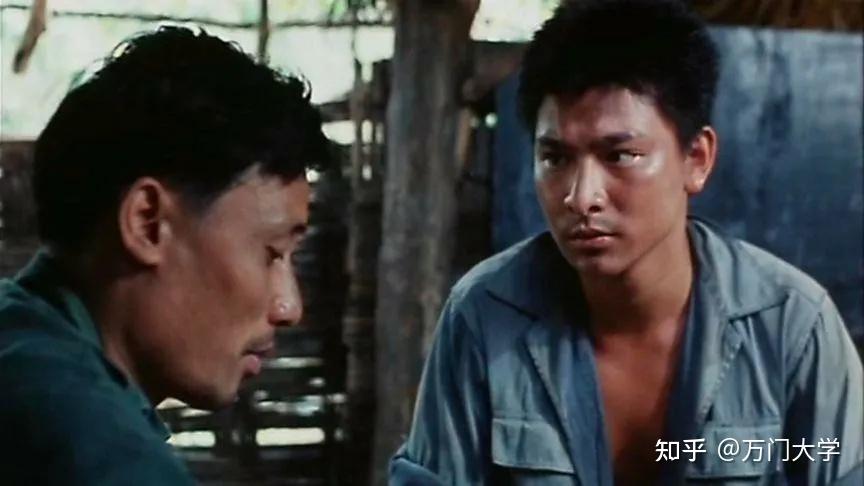 这年可以说对刘德华异常重要,因为其后就出演了电影处女作《彩云曲》