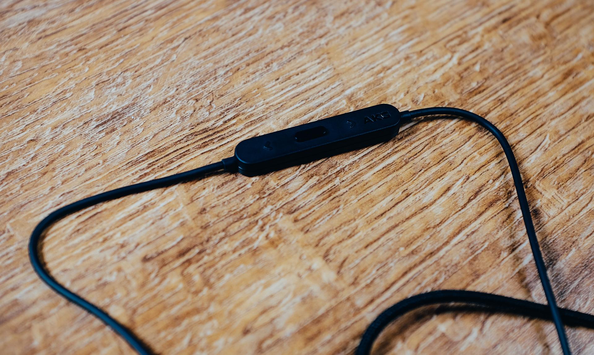 剔透玲珑akgn40入耳式耳机测评外观篇