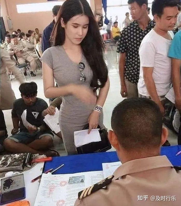 泰国征兵现场人妖小姐姐也太美了吧