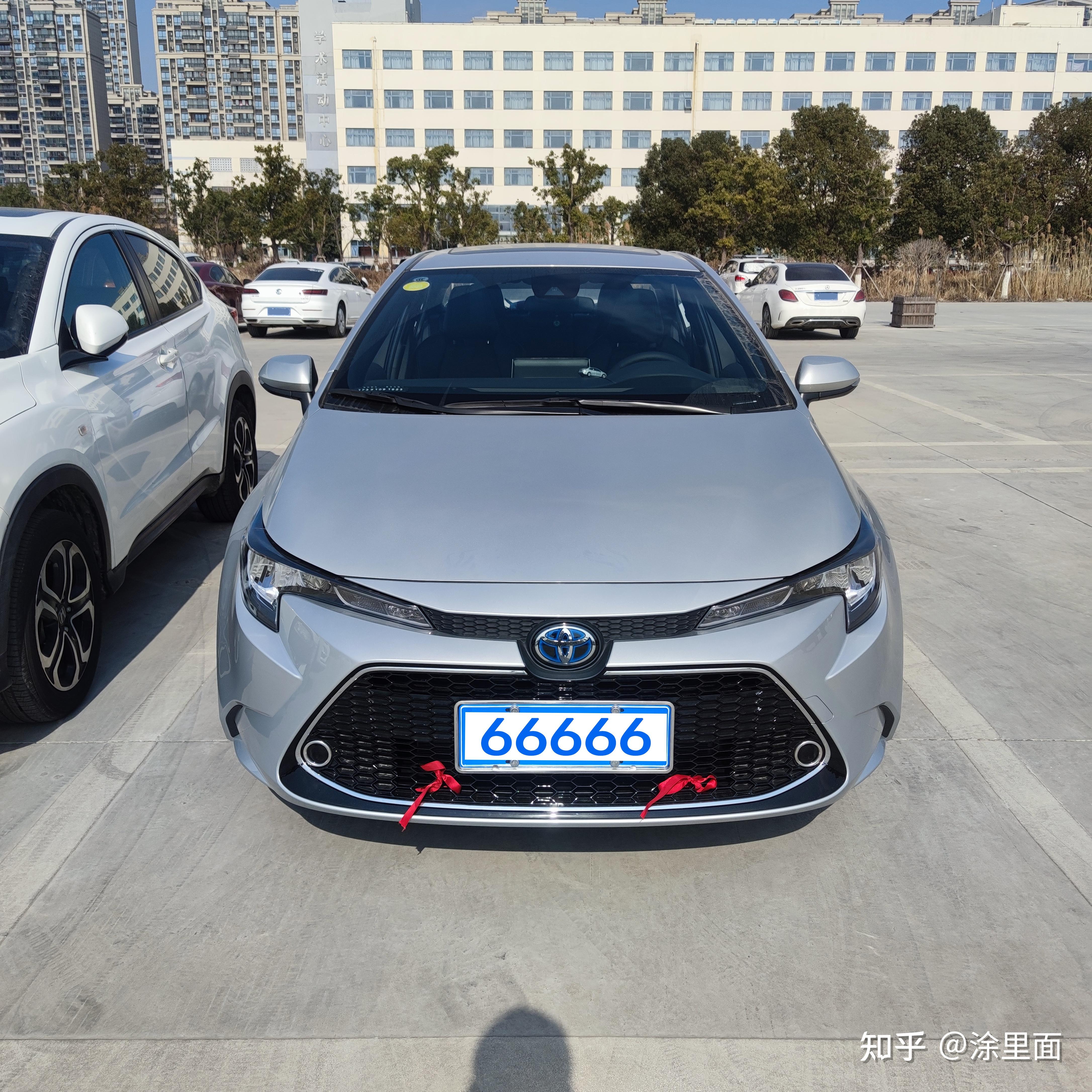 21款雷凌双擎豪华版使用体验长期更新