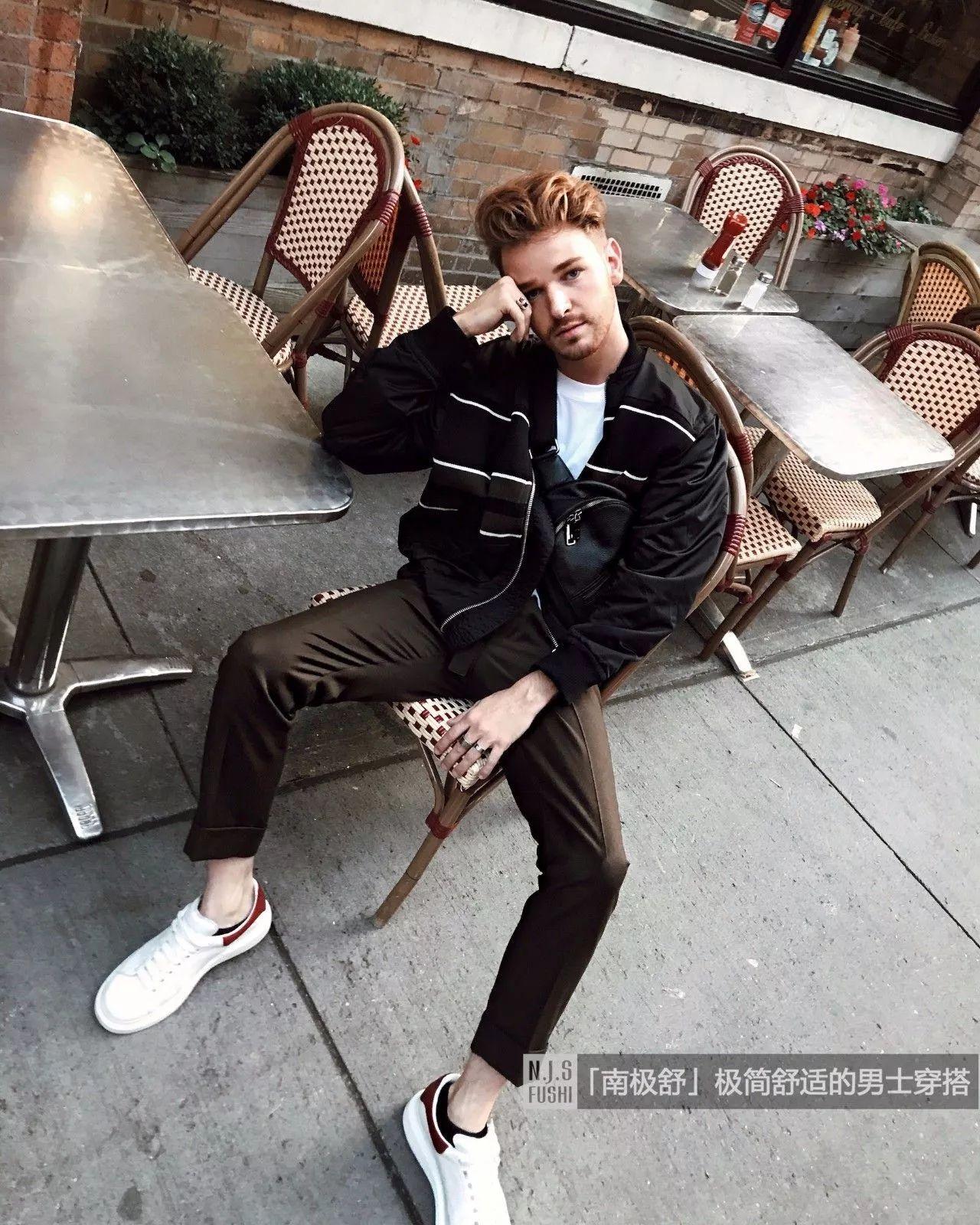 瘦小男人穿衣搭配图片