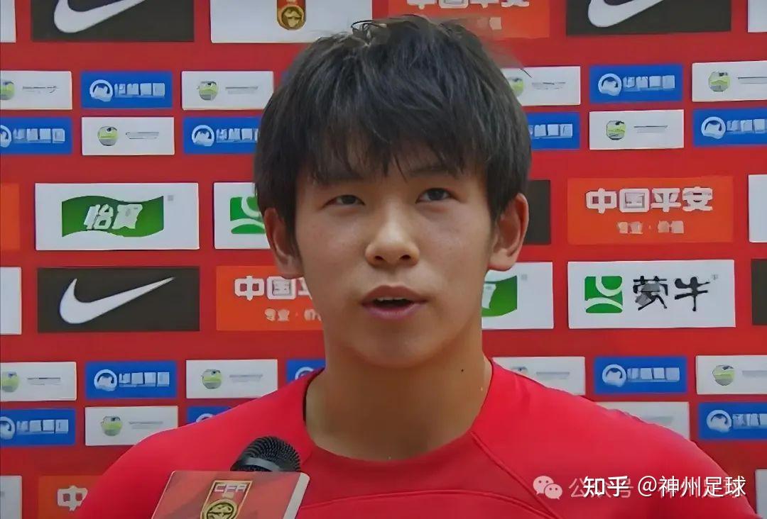 19岁小将刘诚宇:从低谷到重生,中国足球的希望之光 - 知乎