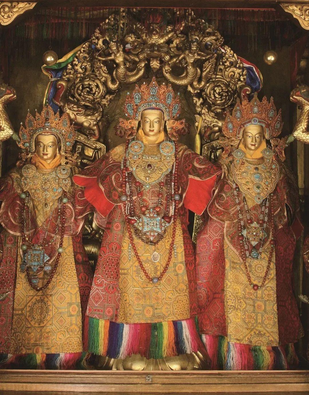 全球海拔最高的宫殿让仓央嘉措都为之着迷除了令人叹为观止的外观布