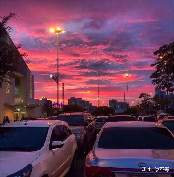 干净治愈系句子(干净且简短的治愈文案。)