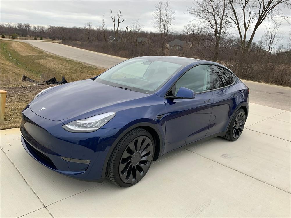 特斯拉modely刚上市降价近17万为什么
