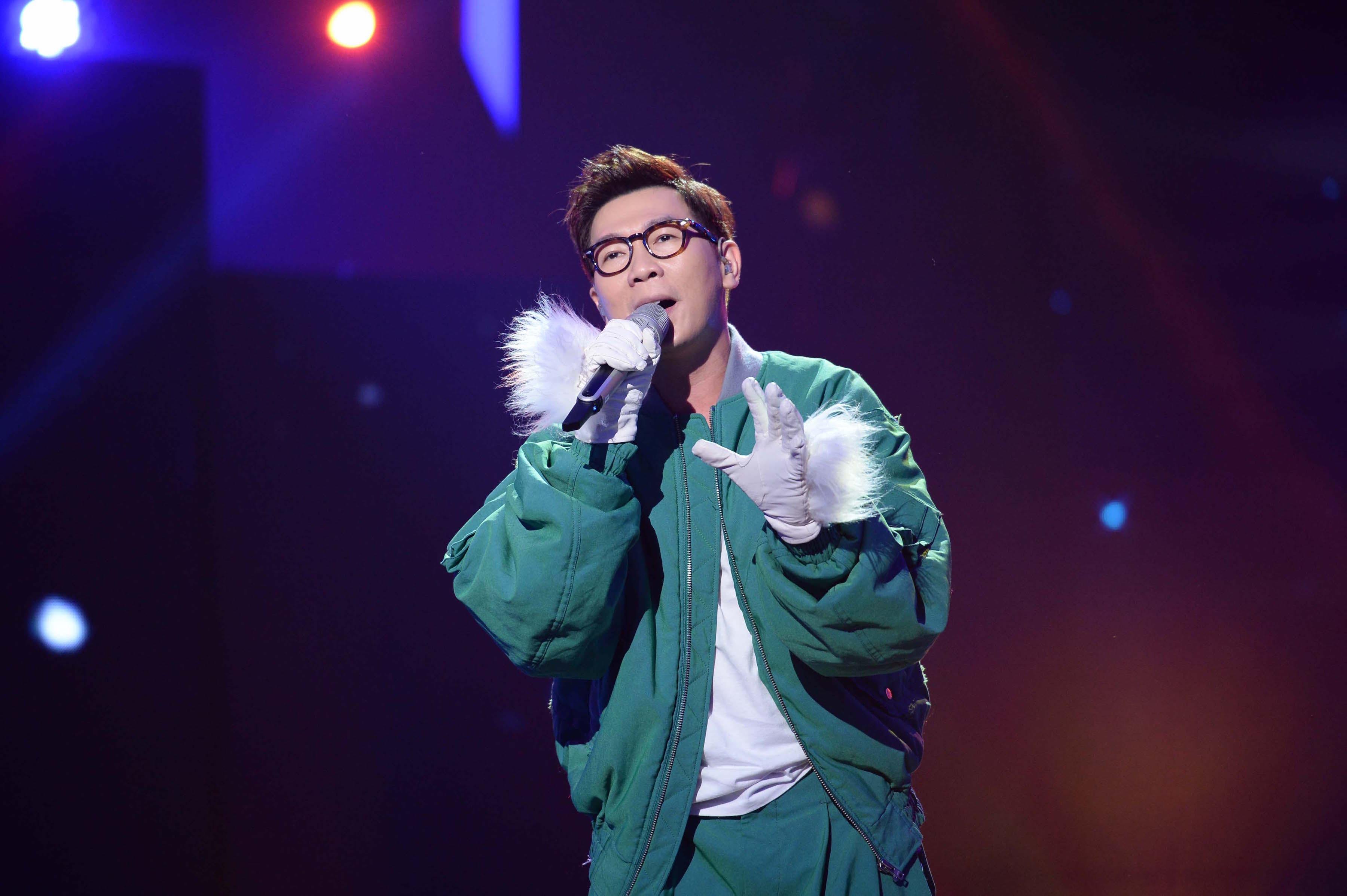 很多歌手都会这么做,小编分分析了一下,原理