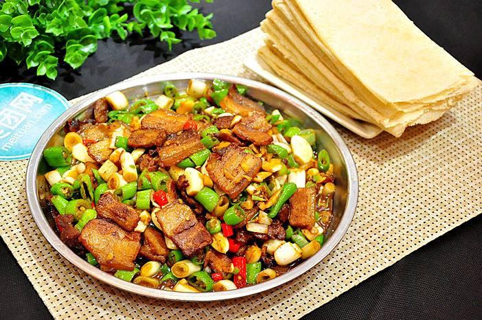 都好吃发布于 20 小时前 · 83 次播放美食美食家烹饪美味饼桃酥相关