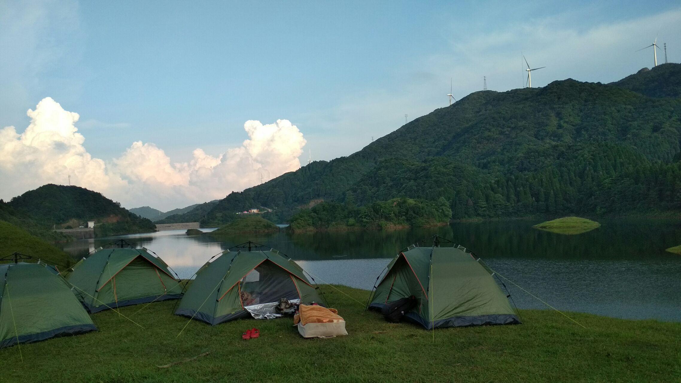 北京宝藏露营地推荐 · 睡在森林里|金海湖|营地|露营地_新浪新闻