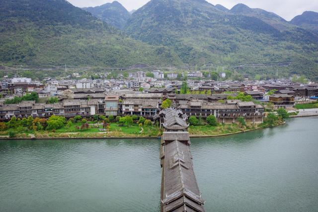 濯水古鎮真的太美了還有這樣一個風雨橋