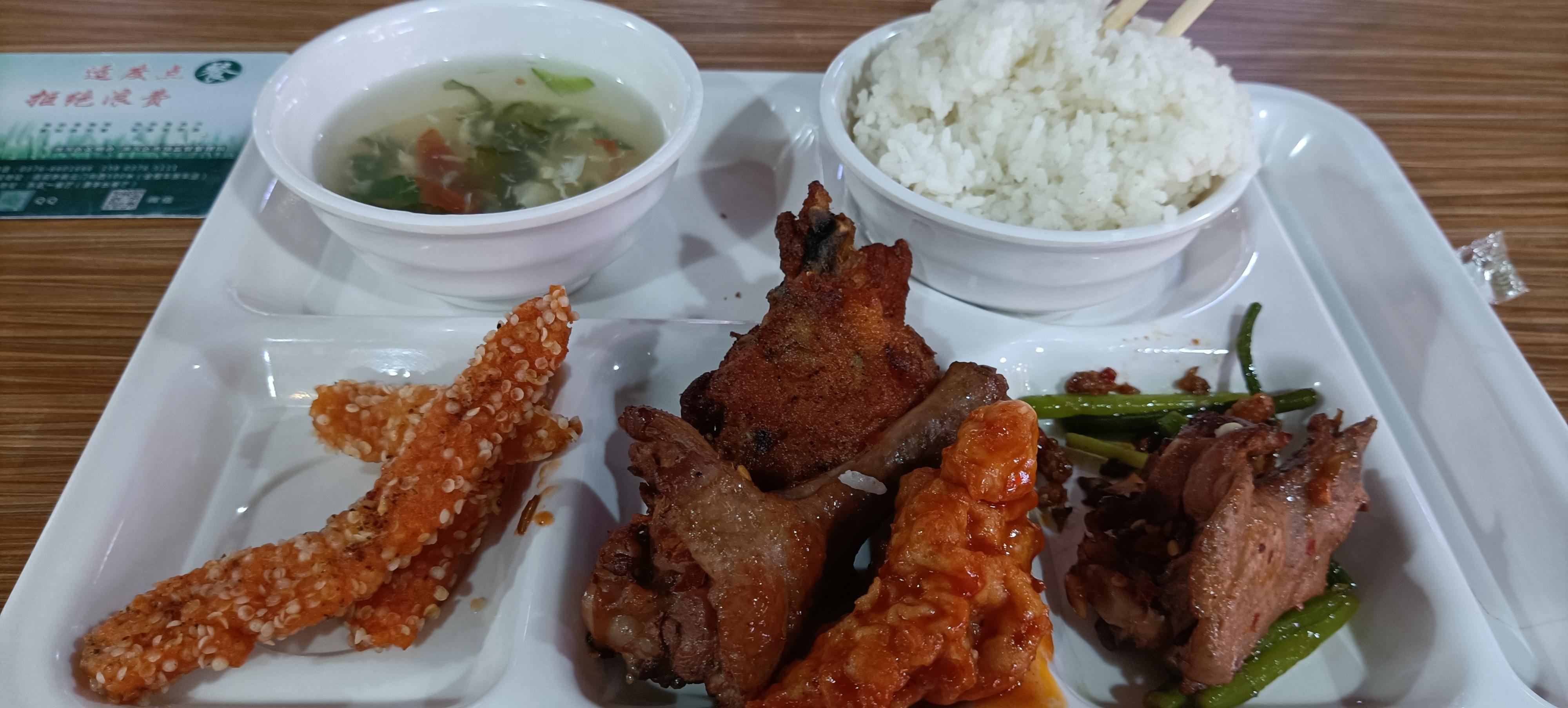 信阳学院 学生食堂 伙食怎么样? - 知乎