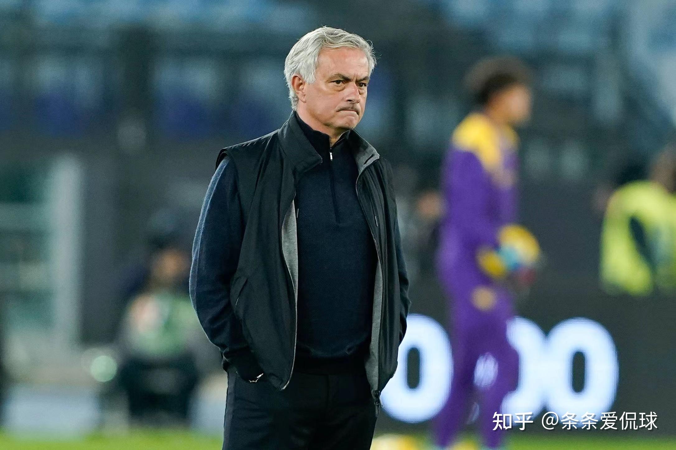 此前德国图片报曾爆料:拜仁今夏有意邀请穆里尼奥接受球队.