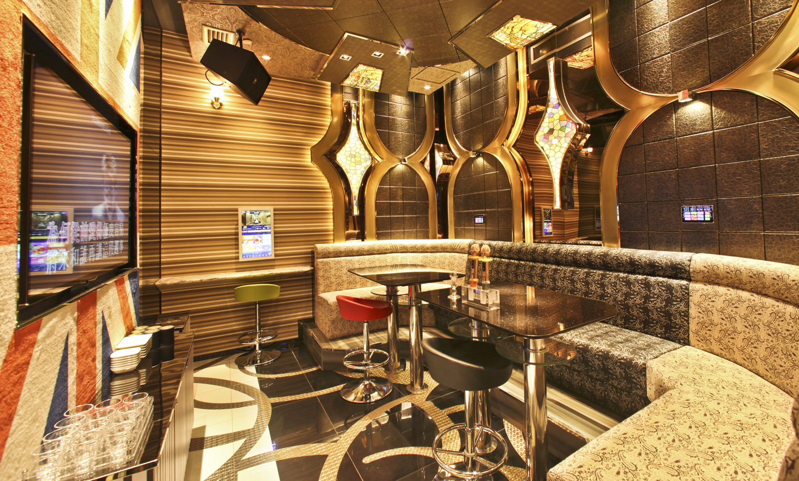 这可能是广州圣诞气氛最浓厚的一家ktv