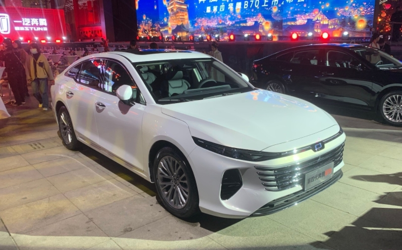 99万元起,全新一代奔腾b70破局轿车市场能成功么? - 知乎