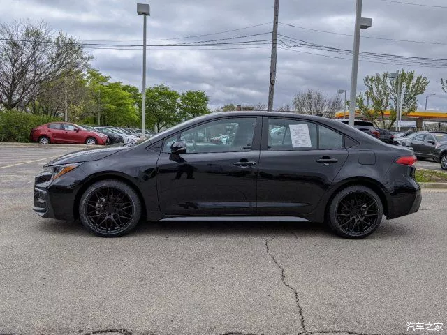 丰田卡罗拉黑武士才发现卡罗拉也可以如此运动真帅气