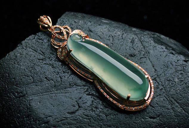 你知道吗翡翠成品为什么需要镶嵌