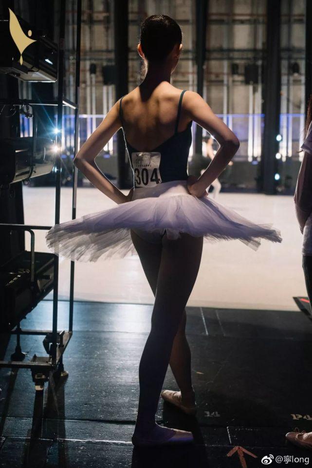 芭蕾舞演员尴尬图片