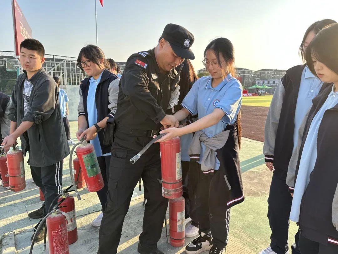 沈阳大青实验学校图片