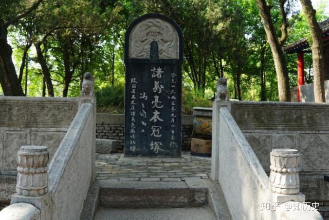 清朝知县常祭司马懿墓,盗墓贼盗挖后露真相,百姓:拜错墓主百年