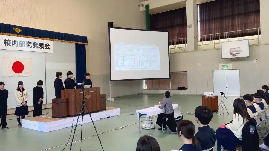 请输入图片描述