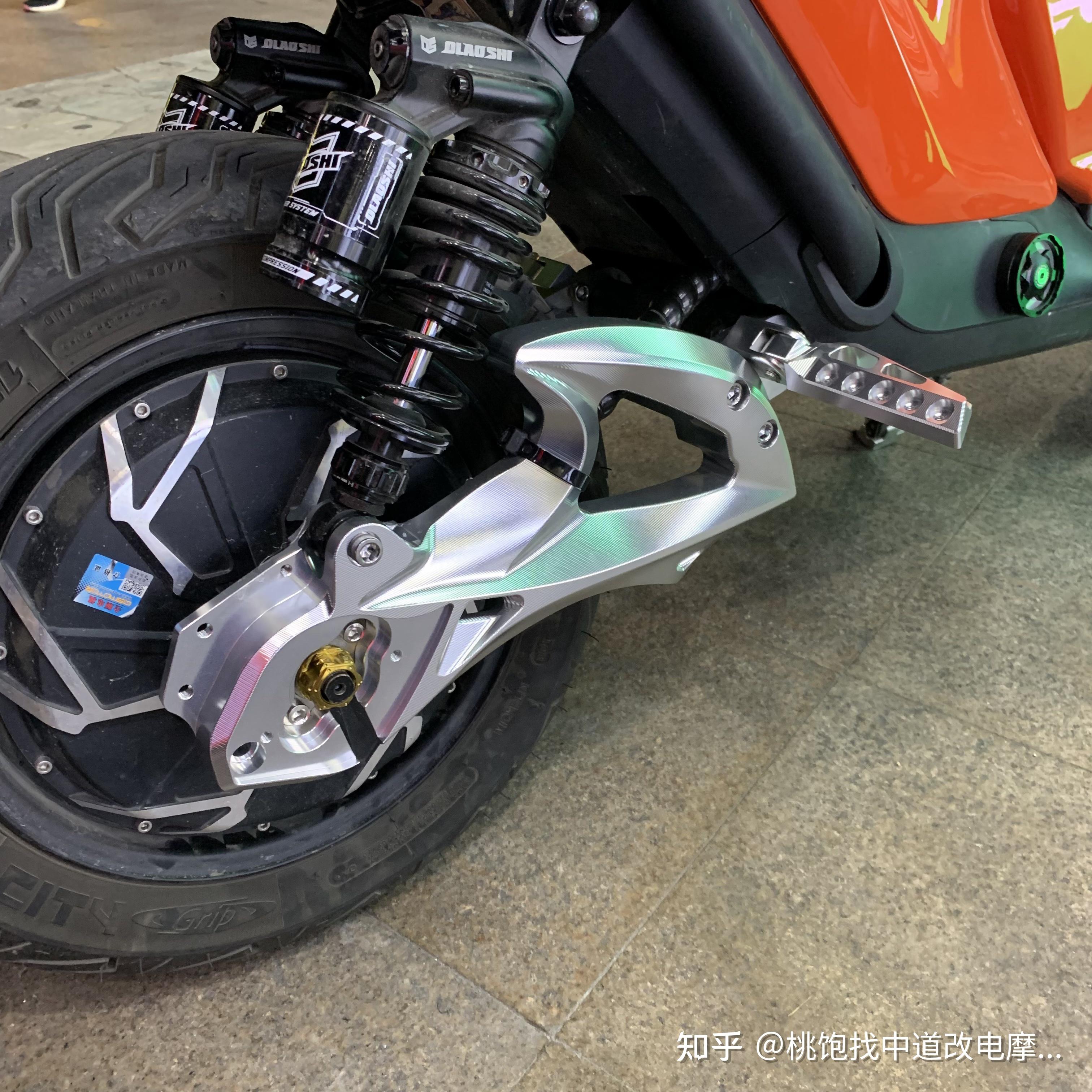 小牛U+B动手自己更换JCGK刀锋平叉花了两个小时 - 知乎