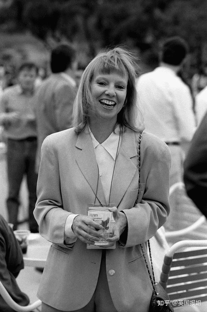 安·温布莱德,出生于1950年的风险投资女商人,微软的投资人,硅谷最