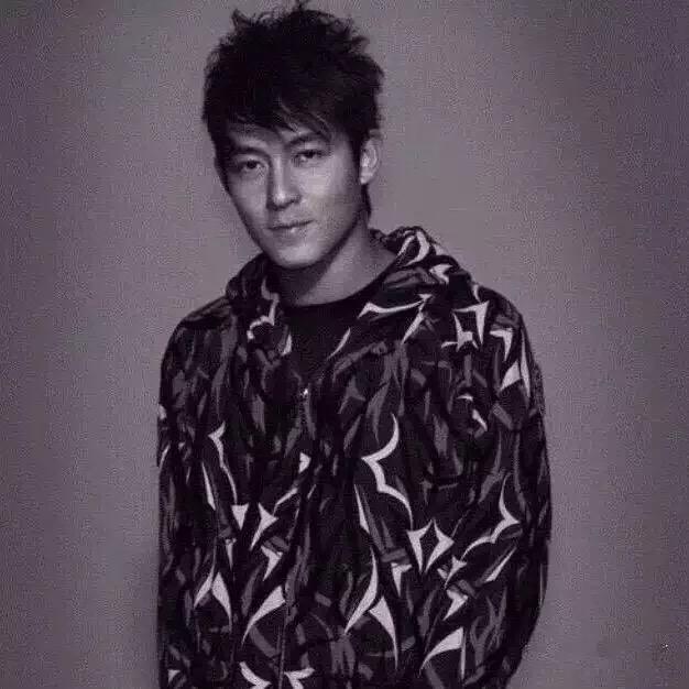 陈冠希真的很帅吗?他的颜值是否被高估? - 明星