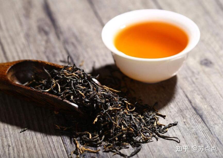 肉桂不是紅茶,而是烏龍茶.