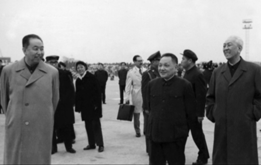 耿飚:唯一没有军衔的国防部长,“敢说真话”的将军外交家 - 知乎