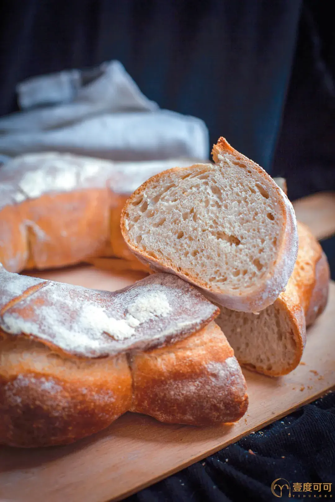 法国乡村面包波尔多皇冠一款造型精美的法式面包