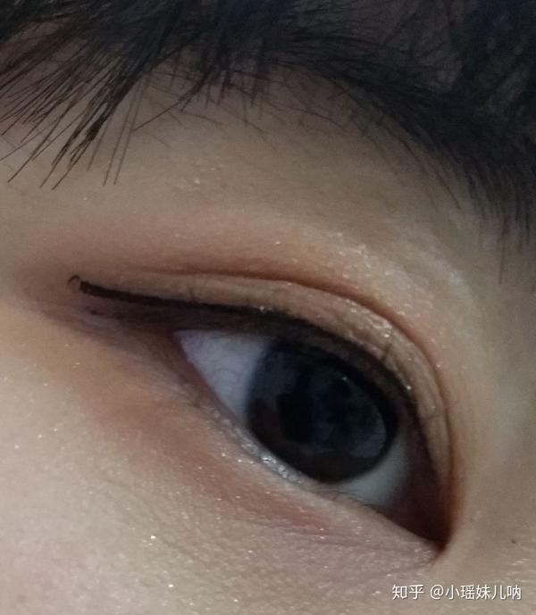 眼睛小但瞳仁大的感觉 - 知乎