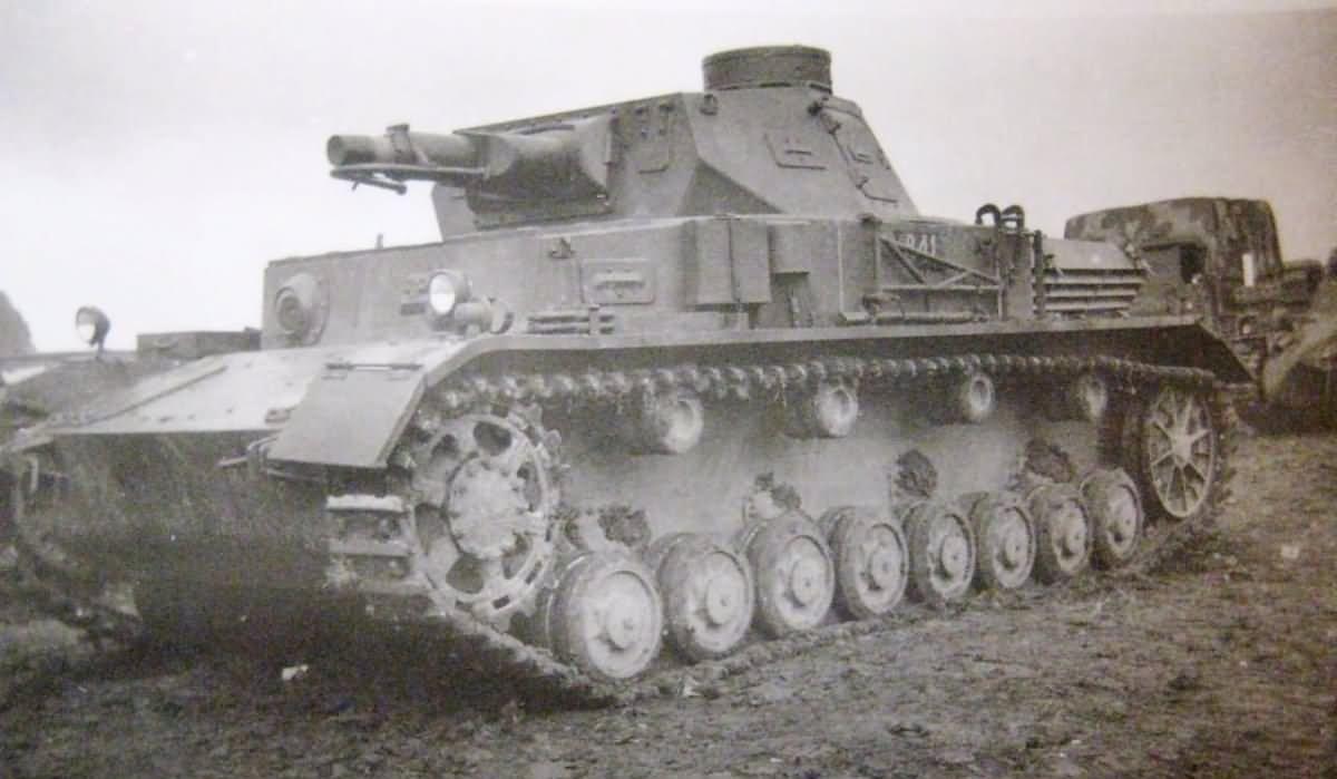 b1937年,在生产了35辆a型后