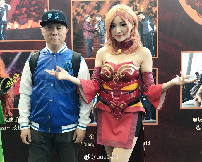 如何看待高三老师介绍电竞专业,被家长怒斥「