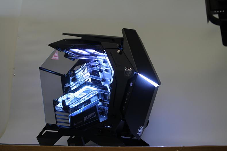 水冷电脑主机玩游戏真的很给力