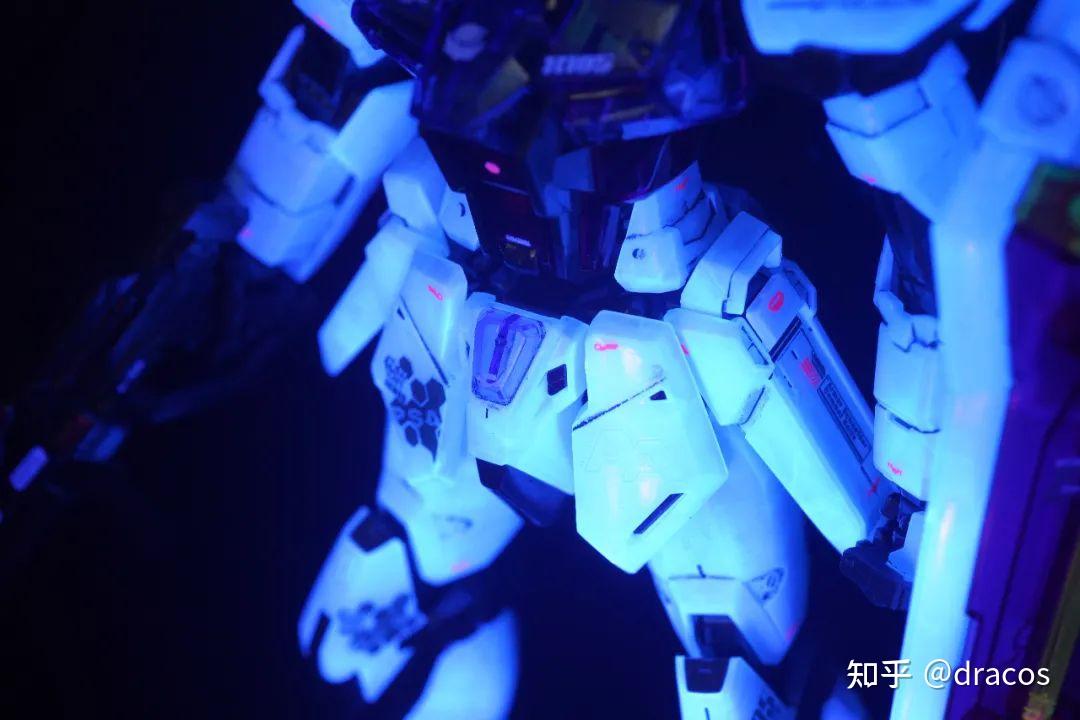 万代MG强袭高达Ver.RM 彩透版开箱 - 知乎