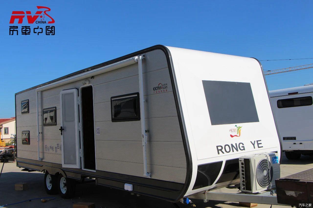 8米带拓展舱的拖挂房车嵘野美式拖挂房车