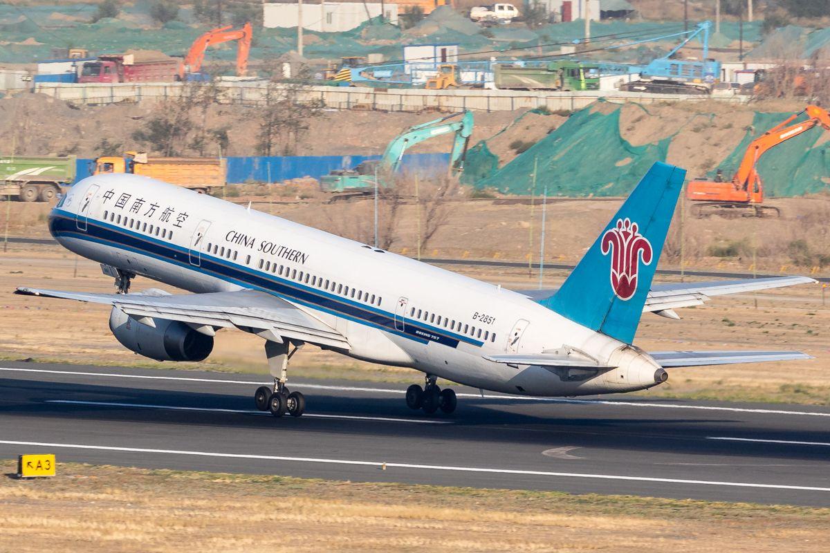 乌鲁木齐的南航757(图片向) - 知乎