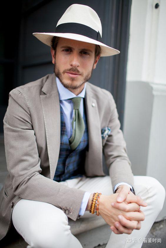 真正会穿衣的男人,都很懂得画龙点睛,提升个人风格魅力就靠它了
