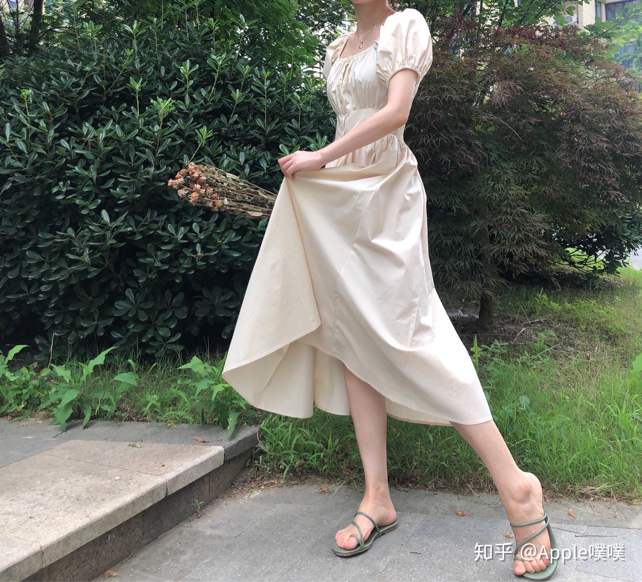 腿短的女生夏天怎么搭配淑女或休闲风