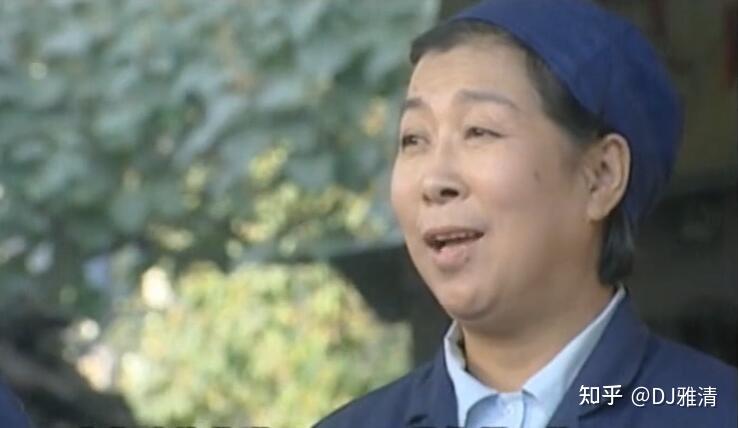 四,胡桂兰的扮演者:刘莉莉(新版)pk宫景华(老版)