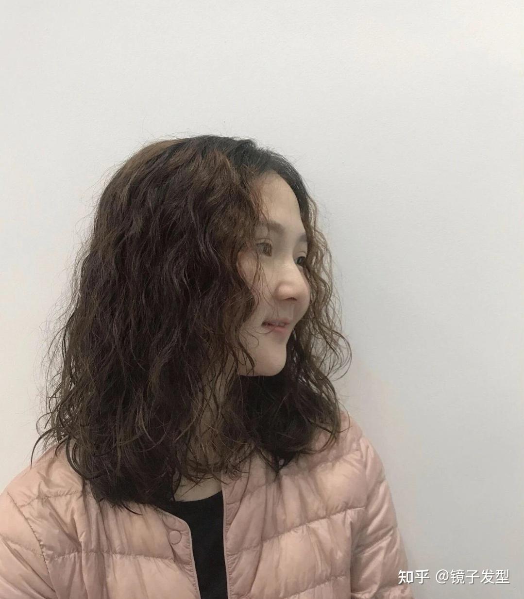 女士发型不知怎么剪不如试试这14款洋气修颜很女神