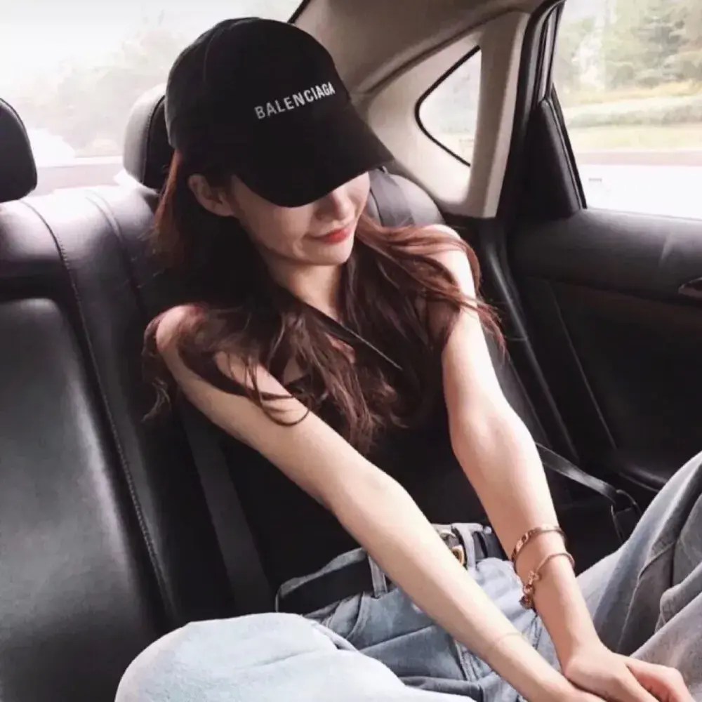 有那种可爱又不做作的小众女生头像吗? - 知乎