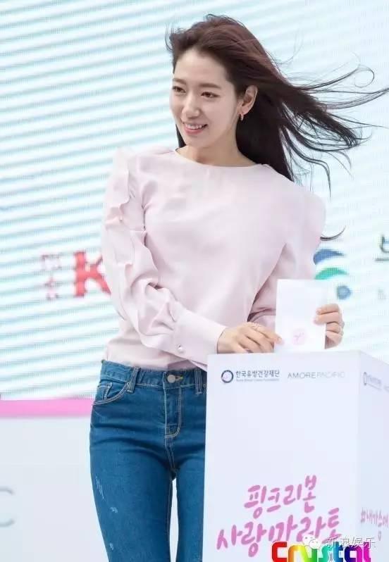 这是朴信惠竟然瘦成这样了是打算彻底告别微胖界吗