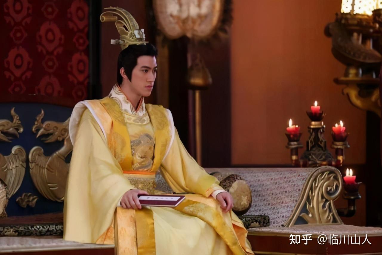 魏元忠知道穷山恶水出刁民,自古以来都是这样.但怎么来防止盗贼呢?