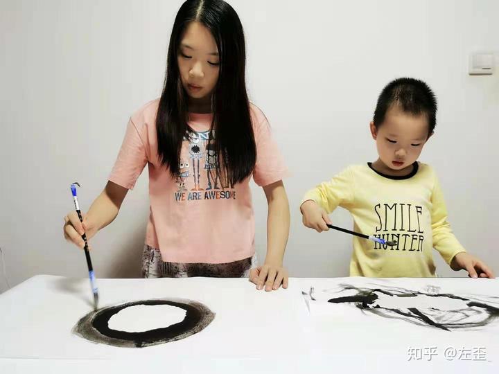 在快速的生活节奏下,如何享受跟孩子之间的慢生活? 14 v2 9cd031659f83866dca1777f28febbdba 720w