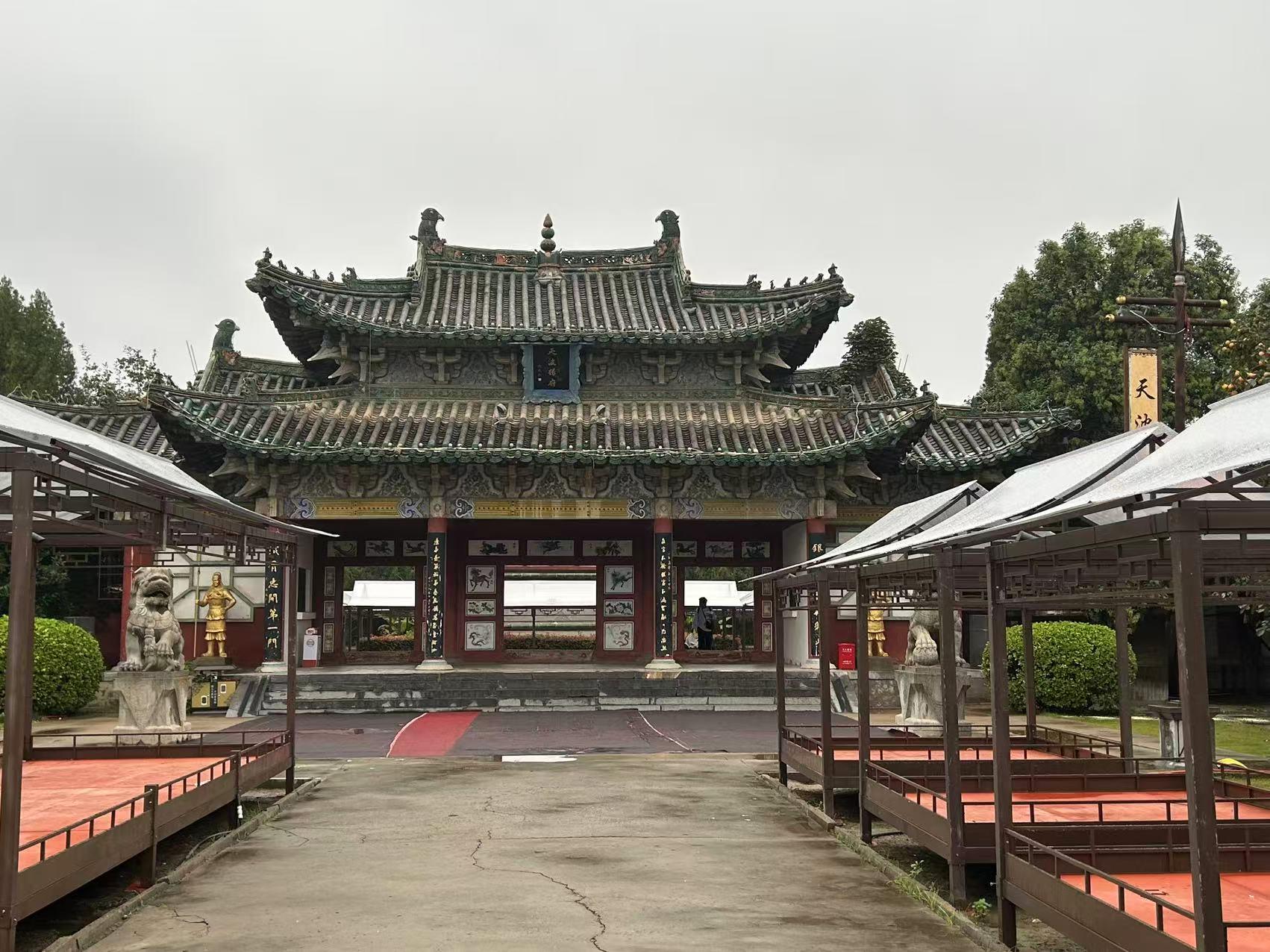 【河南游记】开封-天波杨府——一门忠烈碑前泪,百代英名史外歌 - 知乎