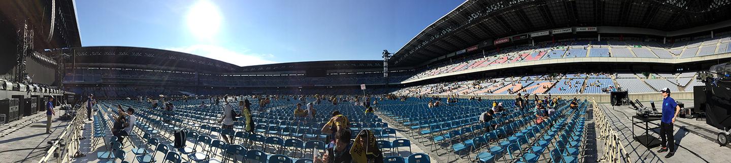 第一排 Mr Children Thanksgiving 25 Live Report 8 6 日産スタジアム 知乎