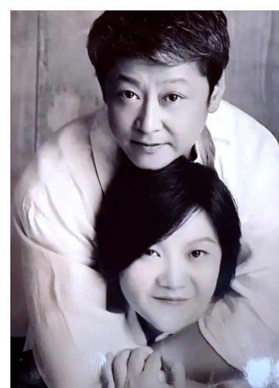 “名门痞女”洪晃:因一句话与陈凯歌离婚,四婚三离,今遇真爱-洪晃和陈凯歌怎么认识的